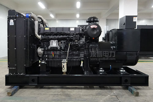 700KW上柴广西顶博发电机组制造型号6KTAA25-G31技术参数